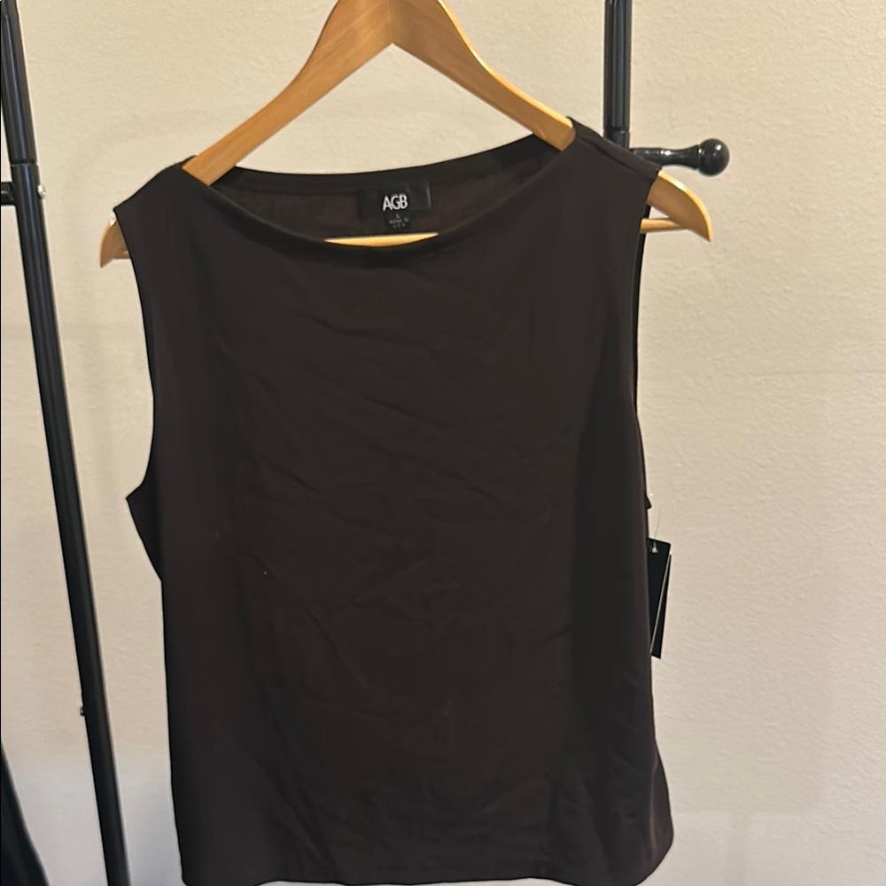 AGB Women's Brown Sleeveless Top size Large.